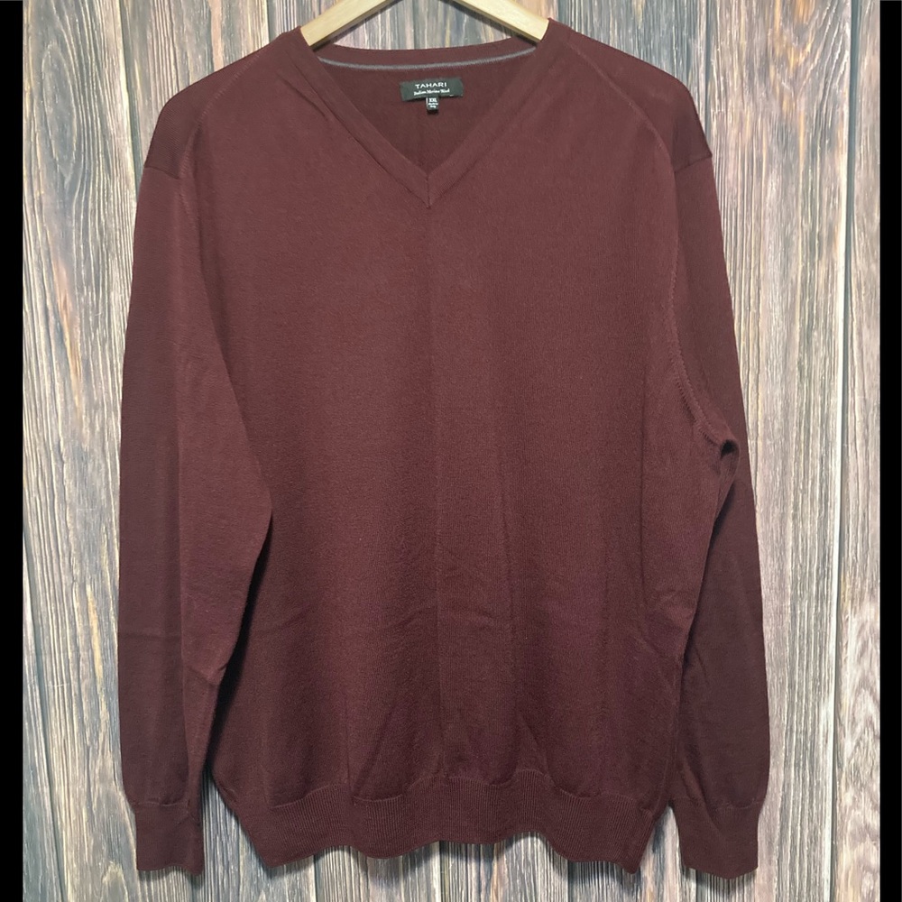 Tahari Merino Wool Polyacrylic Fiber V-Neck Sweater - Men’s Size XXL